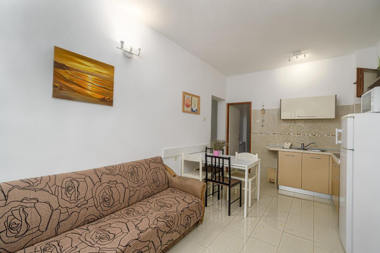 Studio Holiday Adriatic Đảo Pag Ngoại thất bức ảnh